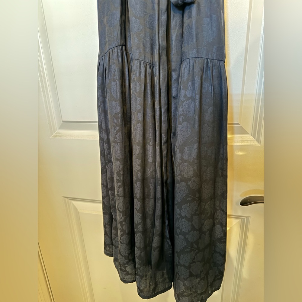 Navy Floral V-neck Long Sleeve Dress - Picture 9 of 10